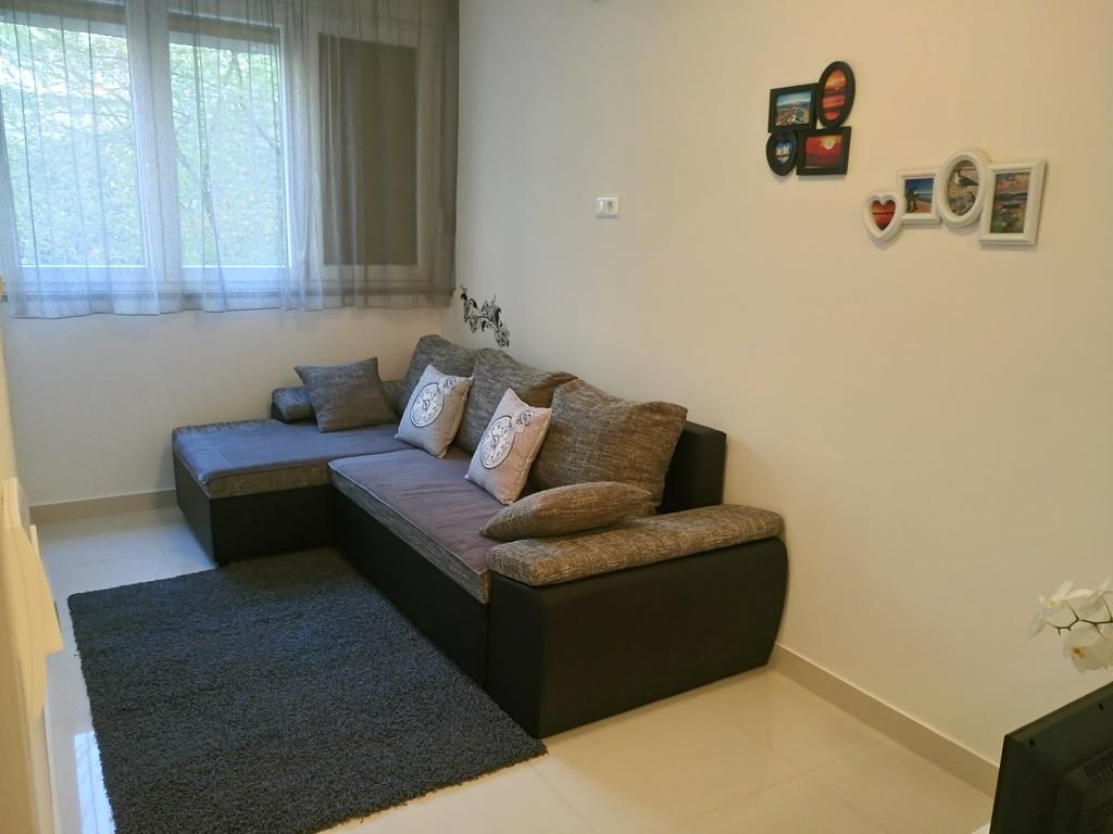 Petra Apartment Zara Esterno foto
